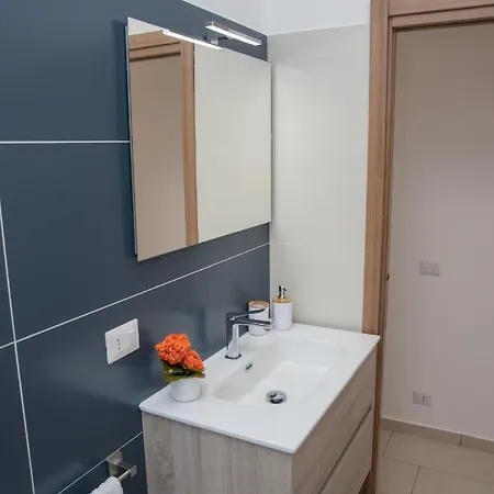 Fedelena マリーナ・ディ・ラグーザ